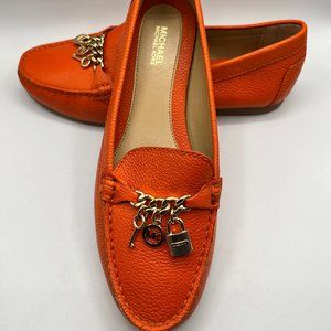 Michael Kors Leather Loafer w Lock & Key Gold Charms sz 7.5M Orange Worn Once